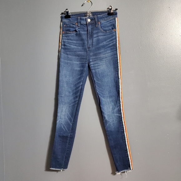 Abercrombie & Fitch Simone High Rise Ankle Jeans Stripe Sides Dark Wash Size 2 R - Picture 1 of 7